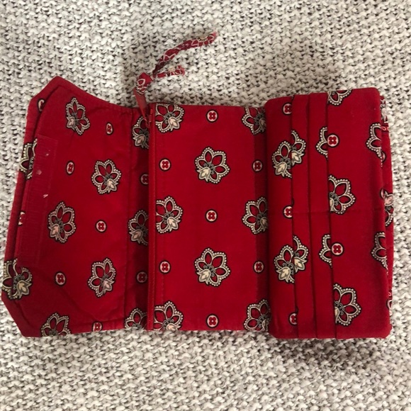Vera Bradley Red & White Classic Wallet (w/ strap) - Picture 3 of 5